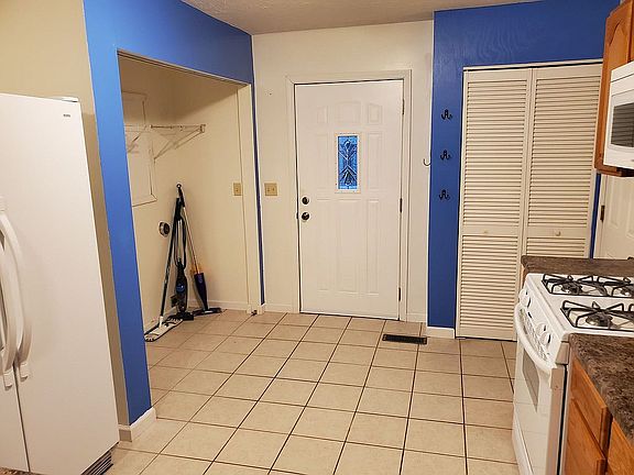 Washer/Dryer in Kitchen Area