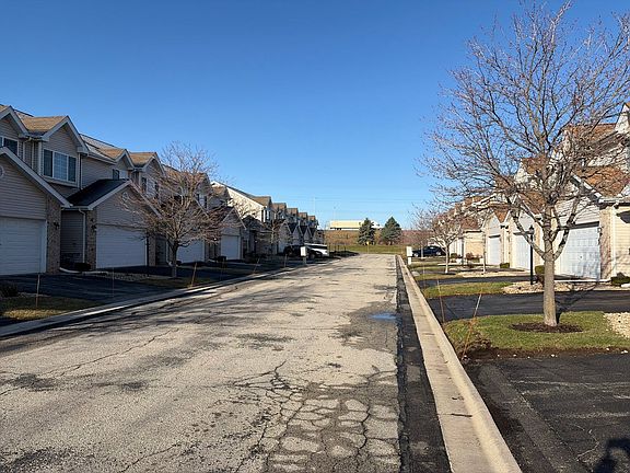 5th image of 5226 Southwick Ct #F