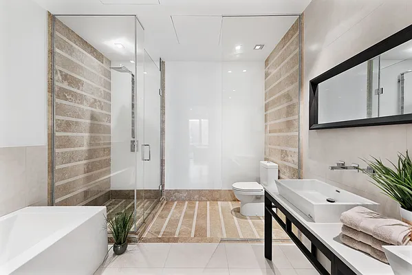 Sold by Compass | media 10