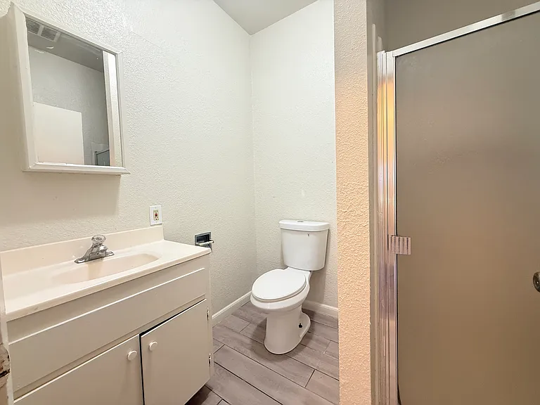 1010 N Roosevelt Ave — Photo 16