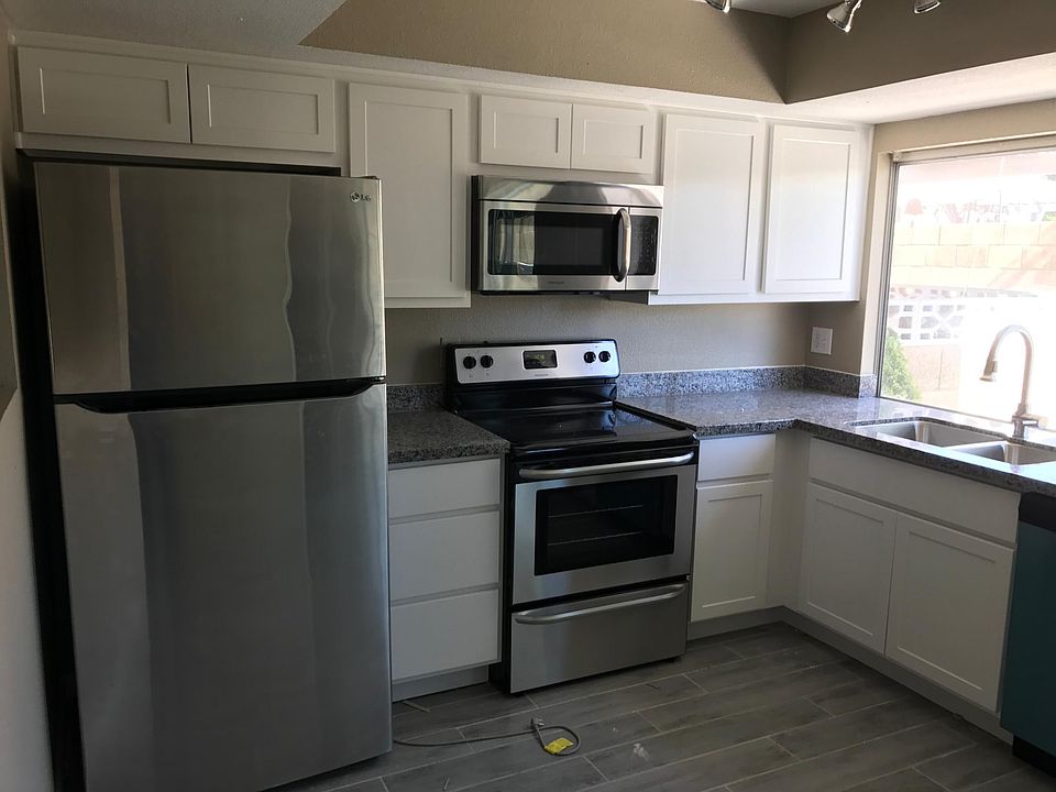 1st image of 16039 N 25th Dr