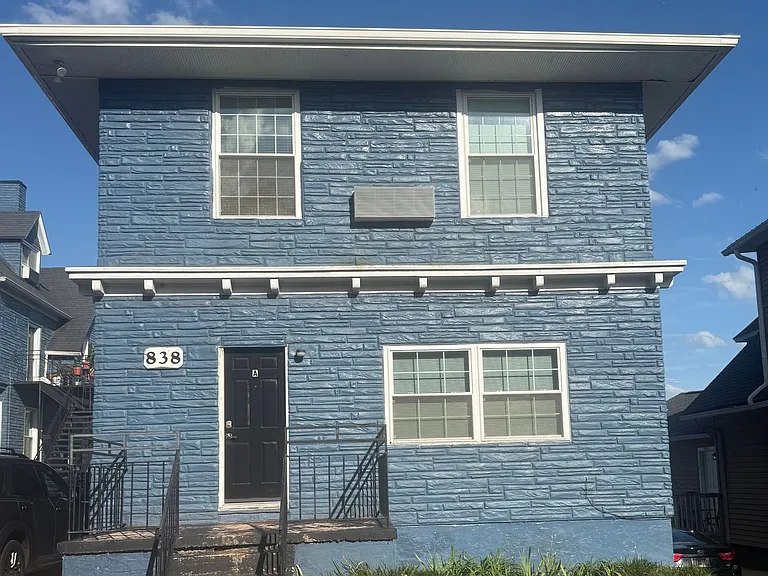 838 N 4th Ave — Photo 3
