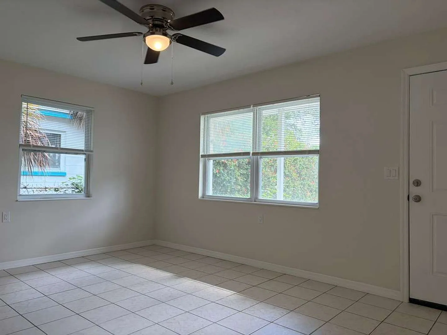In the Heart of Gulfport's Arts District! Newly Renovated Home — Photo 2