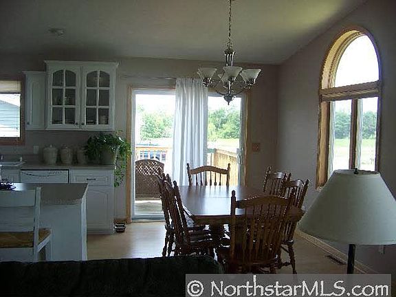 4th image of 154 Birch Avenue NW