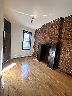 2nd image of 80 Hull St Floor 2