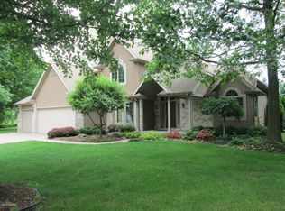 4069 Kendall Dr, Saint Joseph, MI 49085