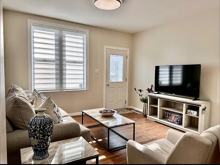 237 Chestnut St — Photo 5