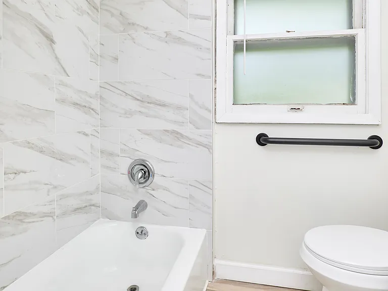 6009 Bermuda Dr — Photo 17