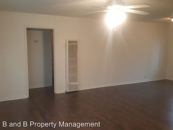 4th image of 1022 Grand St