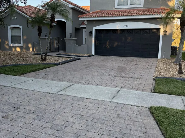 3905 Port Sea Pl, Kissimmee, FL 34746