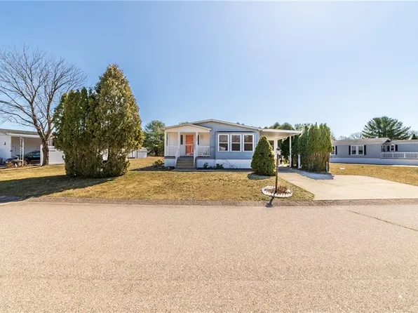 126 Little Pond Rd, South Kingstown, RI 02879