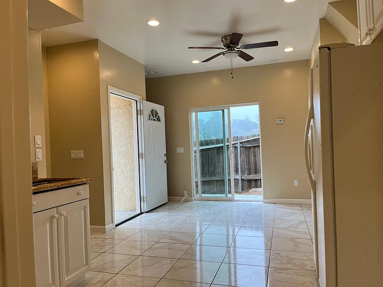 4932 Campanile Dr — Photo 48