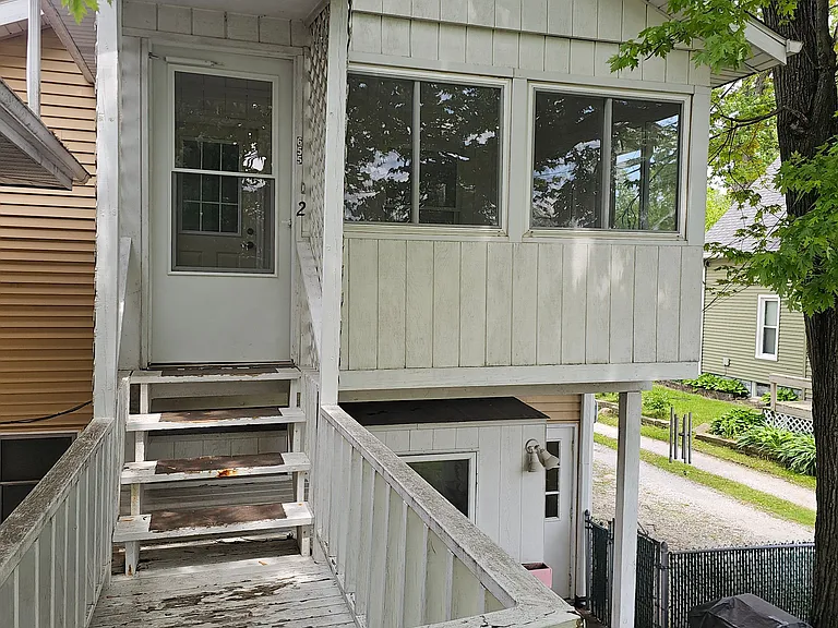 655 Chicago St #2 — Photo 12