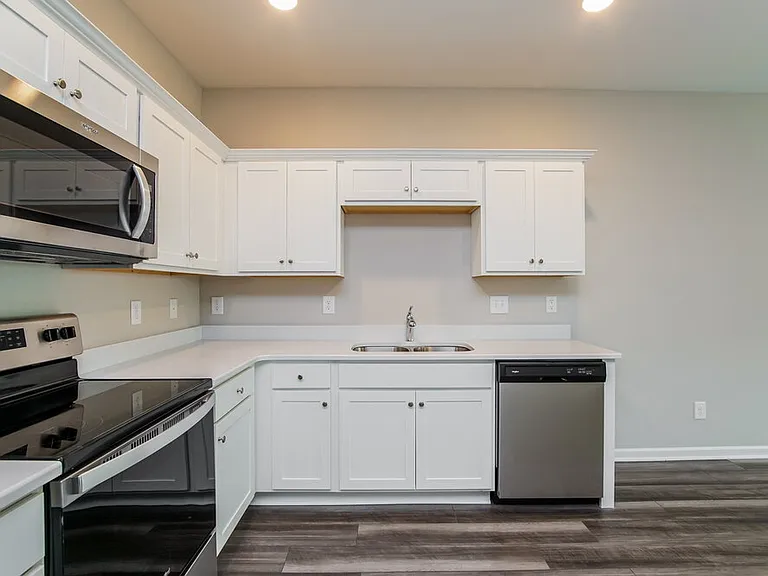 544 Landing View Dr — Photo 8