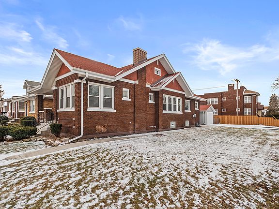 3rd image of 848 Wentworth Ave