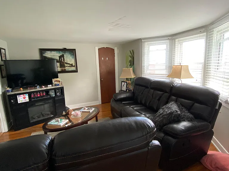 138 Pfohl Rd #LEFT — Photo 7
