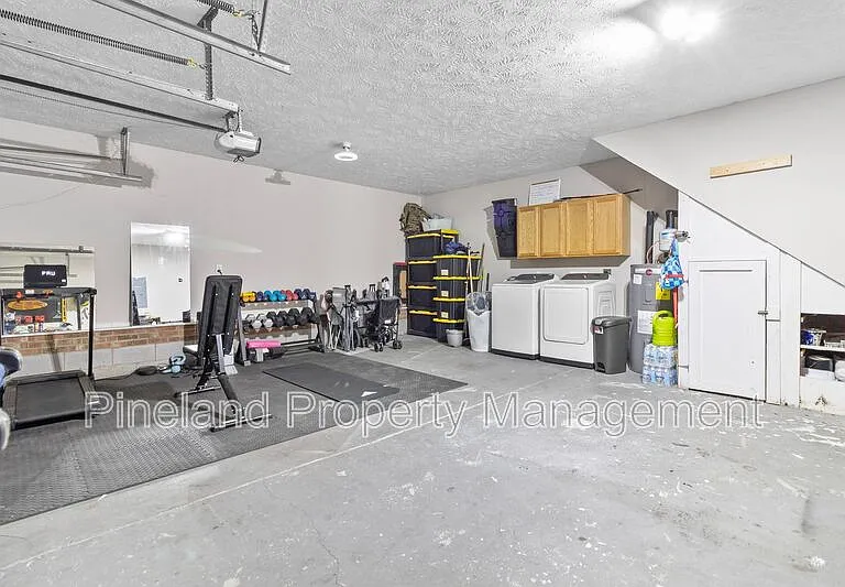 133 Haywood Dr — Photo 31