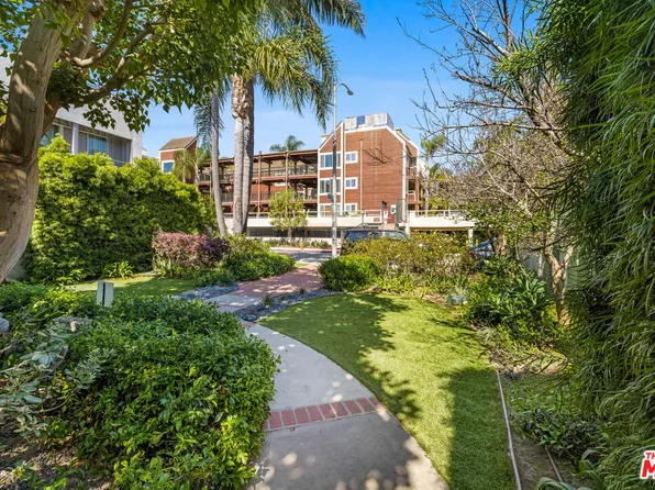 4050 Via Dolce APT 240, Marina Del Rey, CA 90292