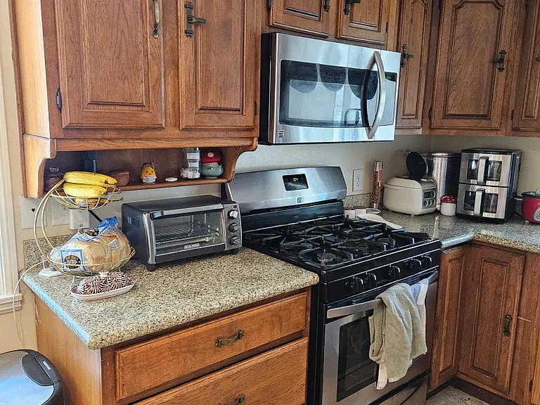 7102 Mohawk St — Photo 33