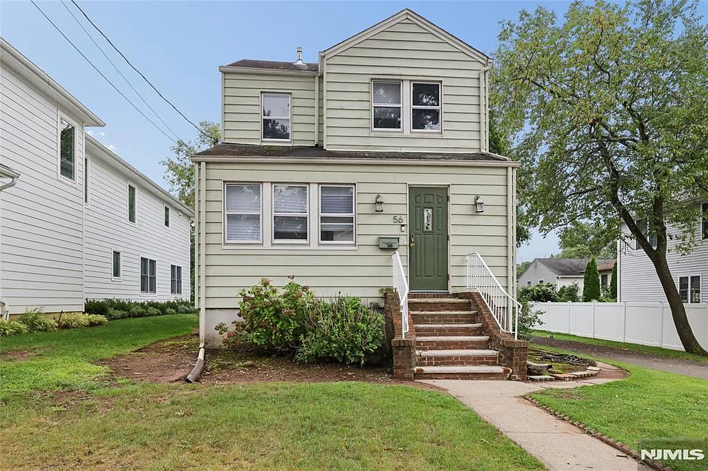 3 bed, 2.5 bath, $5,200 — Photo 1