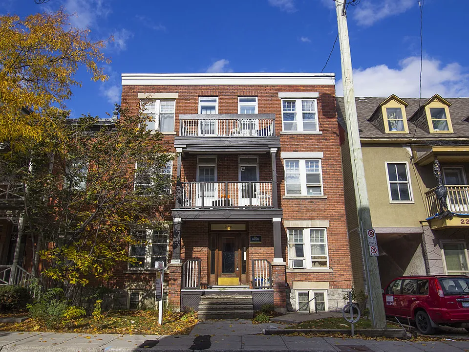 225 Saint Patrick St #6