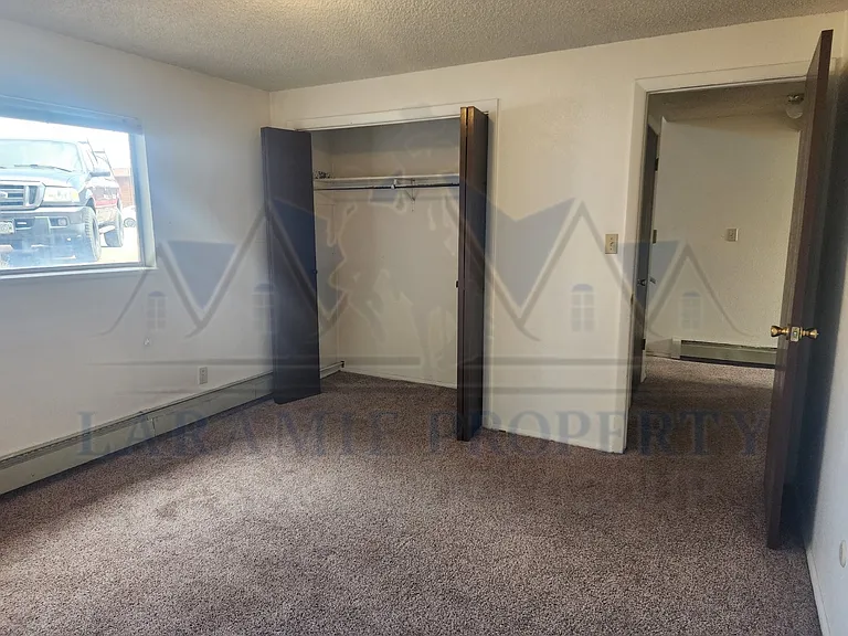 708 Downey St #9 — Photo 12