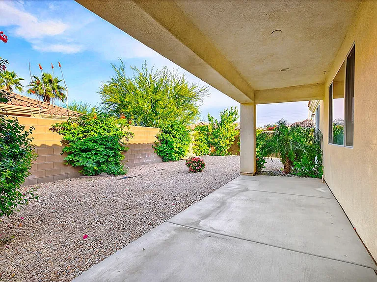 42217 Whisper Rock St — Photo 20