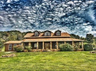 67 Greentree Rd, Gallipolis, OH 45631