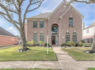 2522 Princeton Dr, Pearland, TX 77584