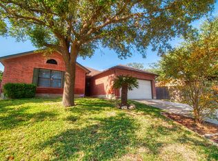 13911 Edge Point Dr, San Antonio, TX 78230