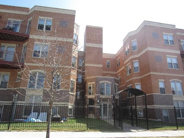 1st image of 6015 N Mozart St APT 201