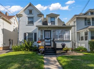 113 W Chestnut St, East Rochester, NY 14445