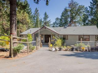 350 Splendor Dr, Wilderville, OR 97543