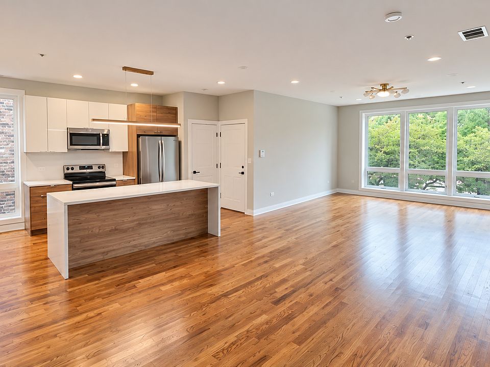 1st image of 2839 W 24th Blvd #3R