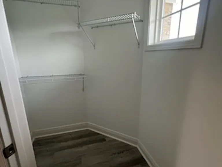 205 E Broad St #F — Photo 19