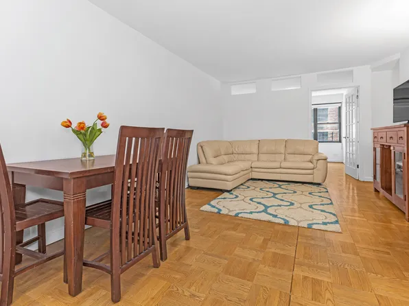 505 East 79th Street 10E image 1 of 12