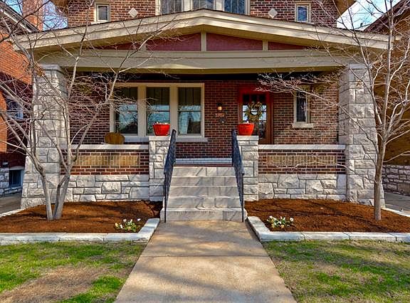 2nd image of 3951 Bowen St