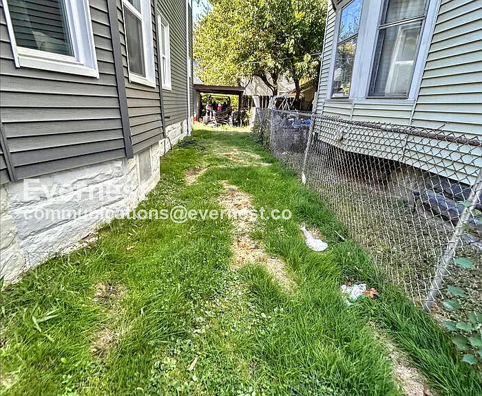 2216 E 82nd St — Photo 13