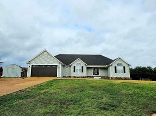 648 Running Deer Ln, Huron, TN 38345