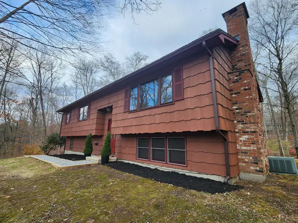 44 West Street, Oxford, CT 06478