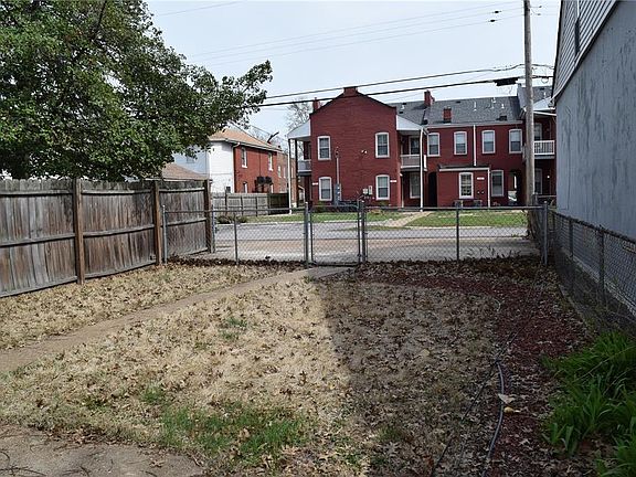 5th image of 7142 Vermont Ave