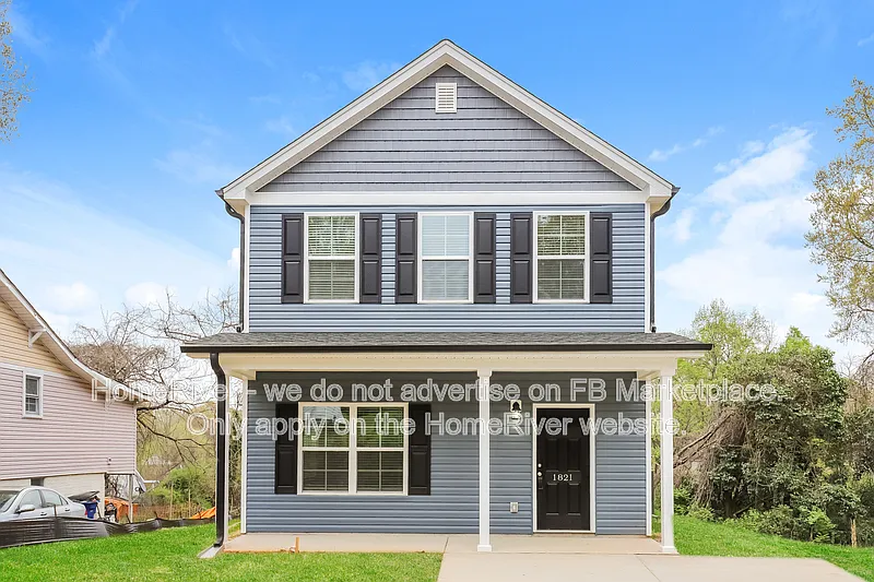 3 bed, 2.5 bath, 1280 sqft, $1,645 — Photo 1