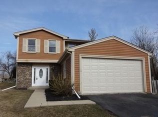 5129 Kingston Dr, Hoffman Estates, IL 60010