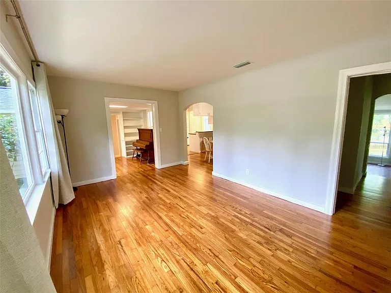 1723 NW 7th Ave — Photo 18