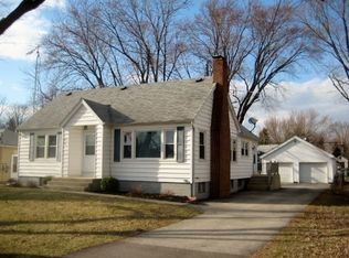 711 W Metzen St, Harvard, IL 60033