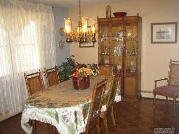 5th image of 15 Tracy Dr