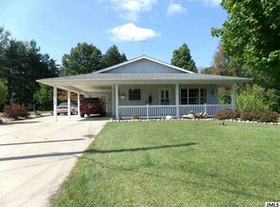 11788 Greenbriar Dr, Jerome, MI 49249