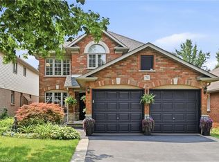 74 Liam Dr, Hamilton, ON L9G 4Y1