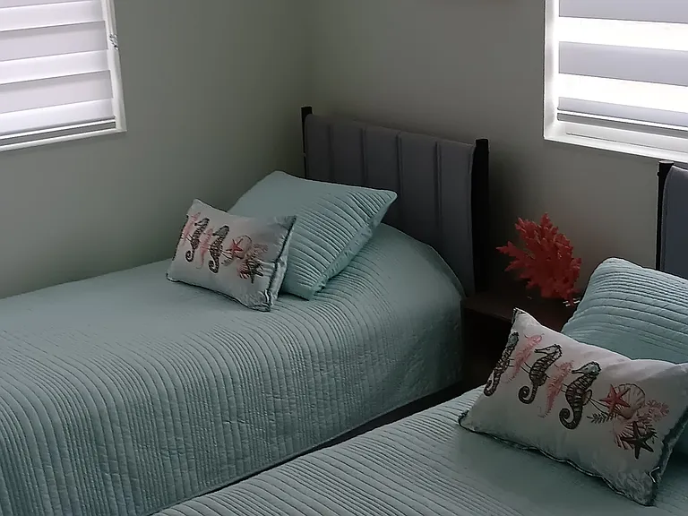715 Monterey Ave — Photo 9