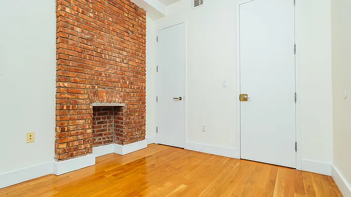 Rented by Nooklyn NYC LLC | media 3